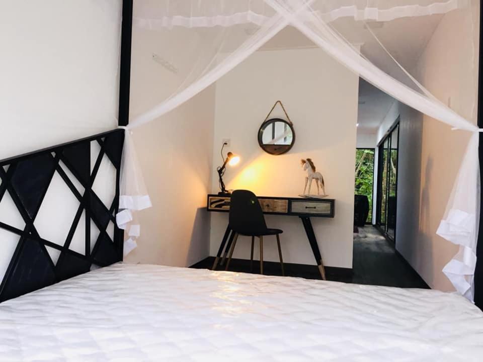 Area 4 Eco Cubes Apartment Ella Luaran gambar